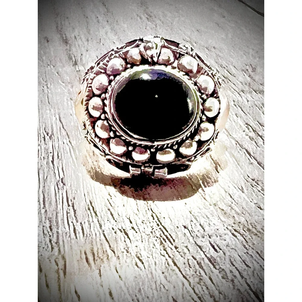 Vintage 1990's Black Onyx Poison Ring Sterling Silver Locket Ring sz 6.5